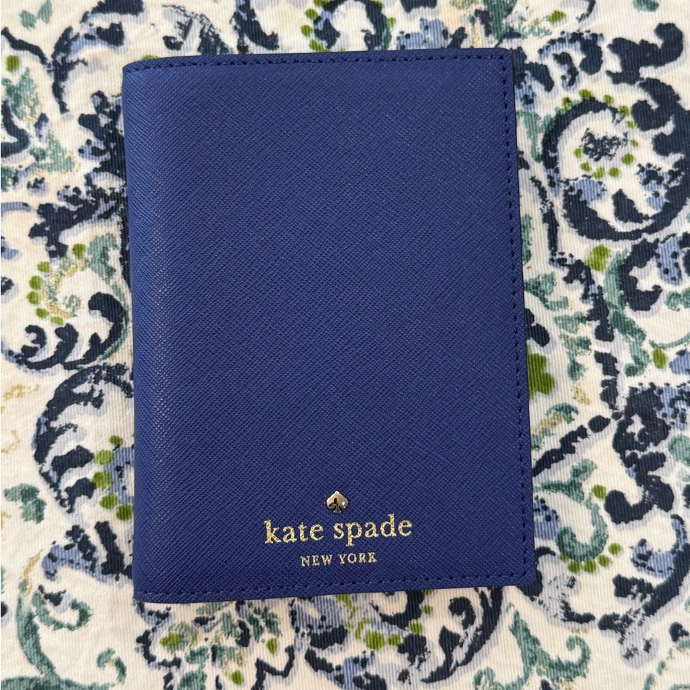 KATE SPADE Passport Holder NWT! Rare Blue Leather! FANTASTIC GIFT!